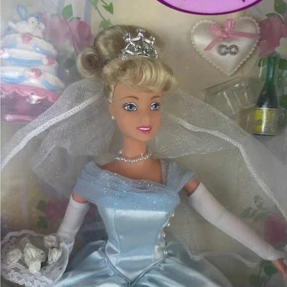 Cinderella Barbie Doll Disney Store Princess Doll Collection - Picture 4 of 4